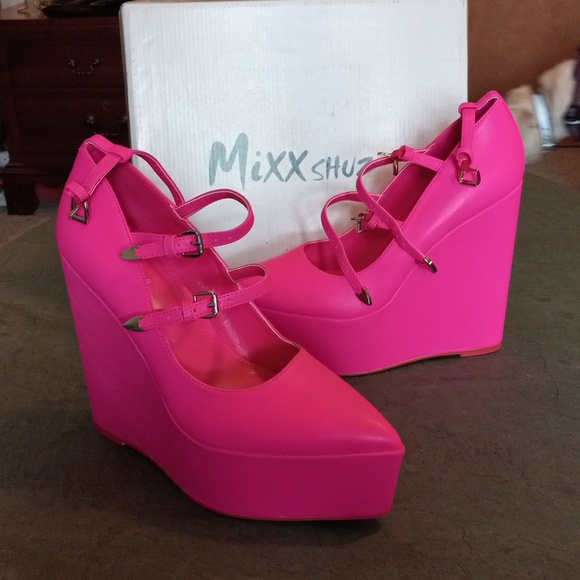 SOLDOUT & NEW, Fuchsia platform wedge Mixx Shuz heels, size 10.5 - Picture 4 of 9